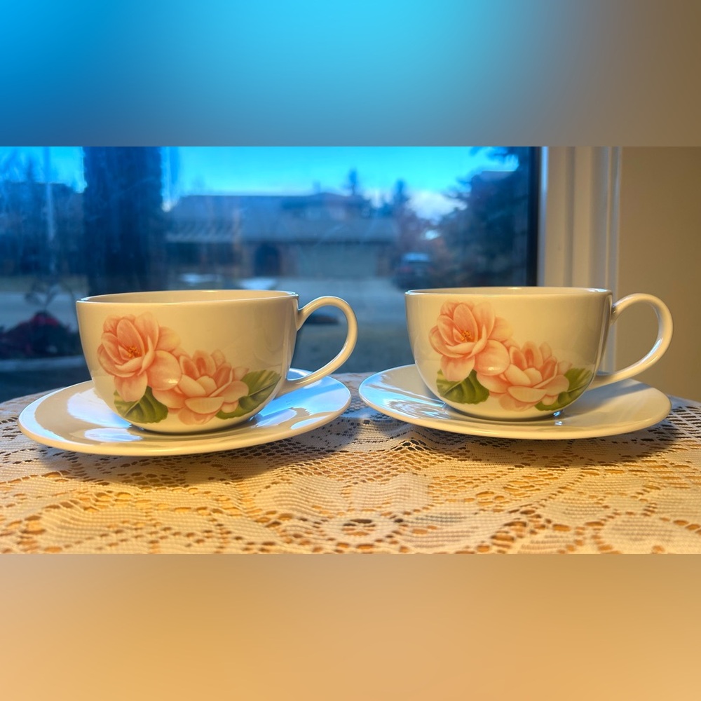 🌸Set of 2 Martha Stewart Collection Peony Teacups & Saucers - Macy’s Exclusive🌸